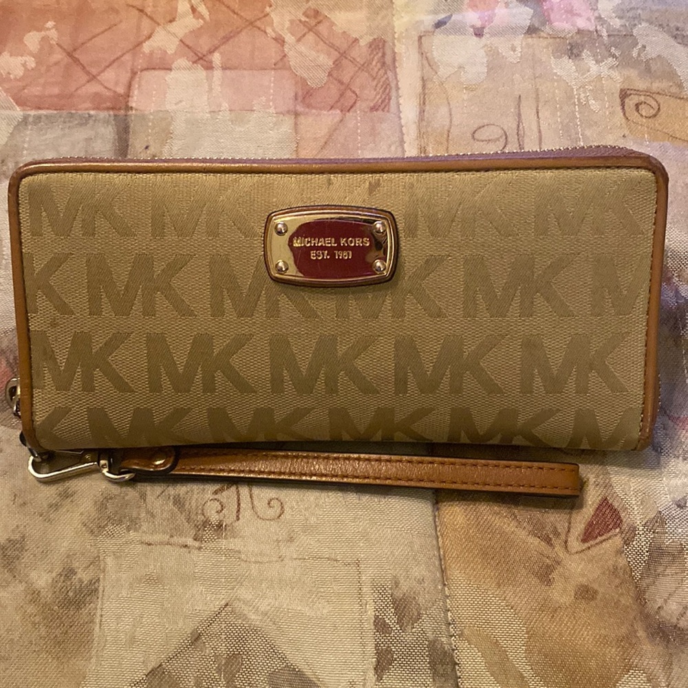 Michael Kors wallet.